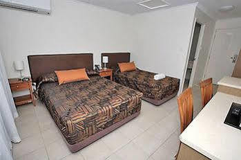Middlemount Swag Motel מראה חיצוני תמונה