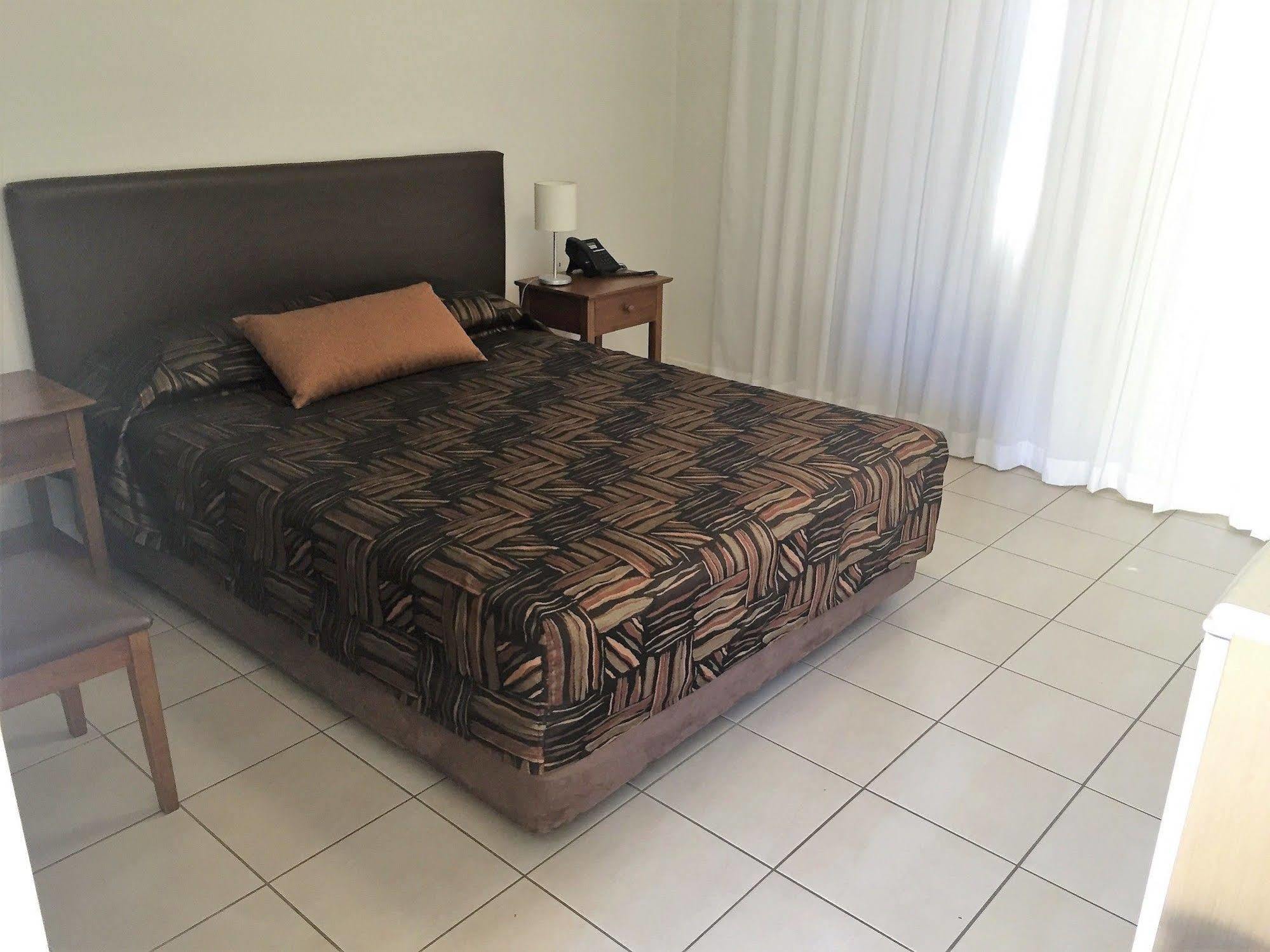 Middlemount Swag Motel מראה חיצוני תמונה
